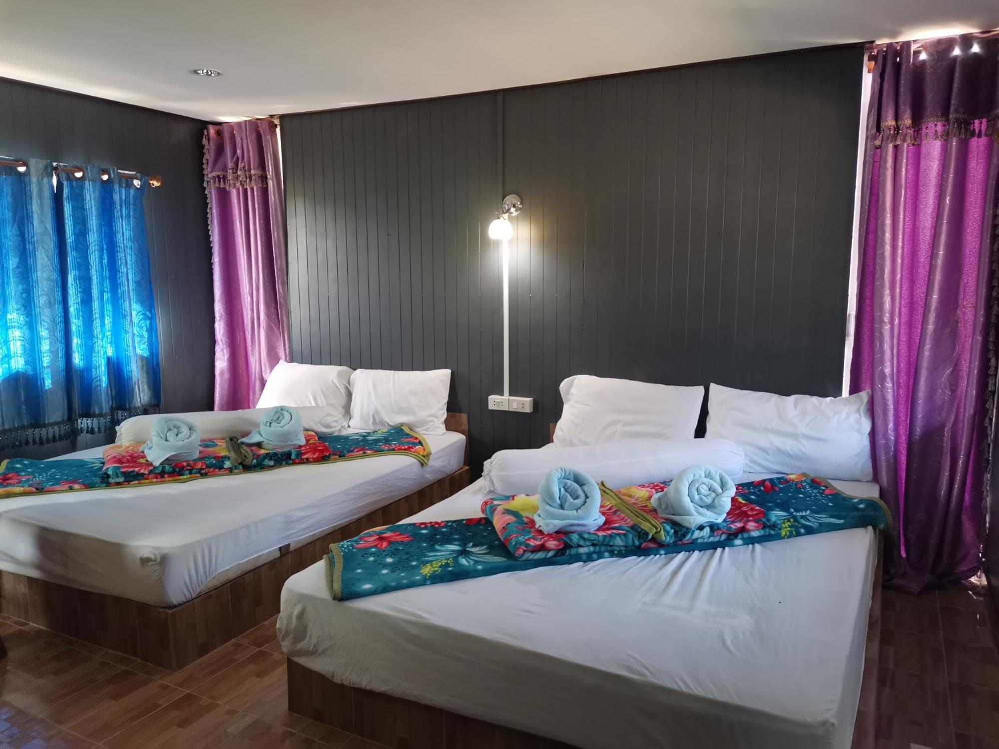 Bussaracum Resort Kanchanaburi Zimmer foto
